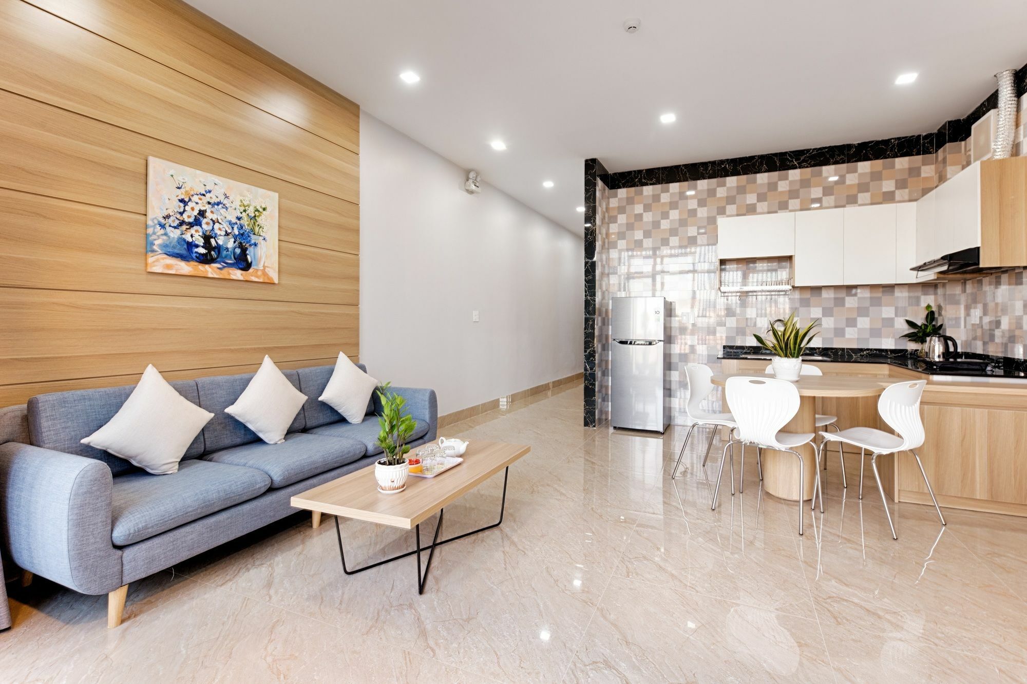 Apartment Vinh Thong *